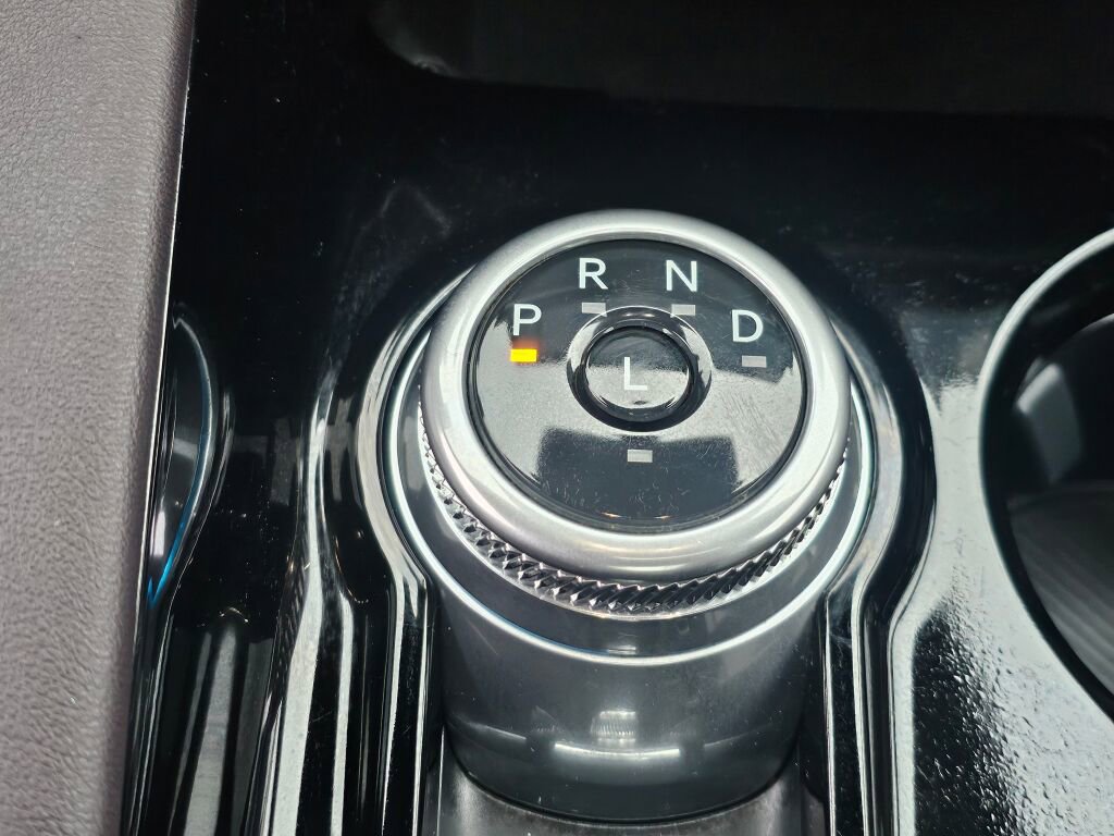 Certified 2025 Ford Explorer Platinum w/ LUX Leather Package image 32