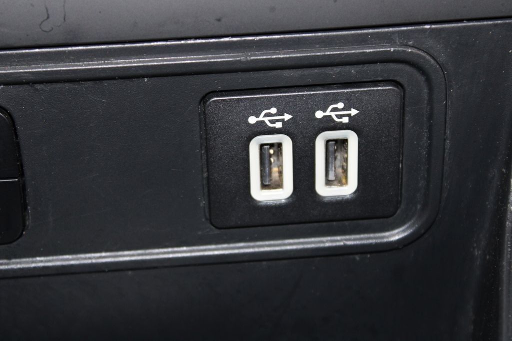 Certified 2021 Ford EcoSport SE FWD image 37