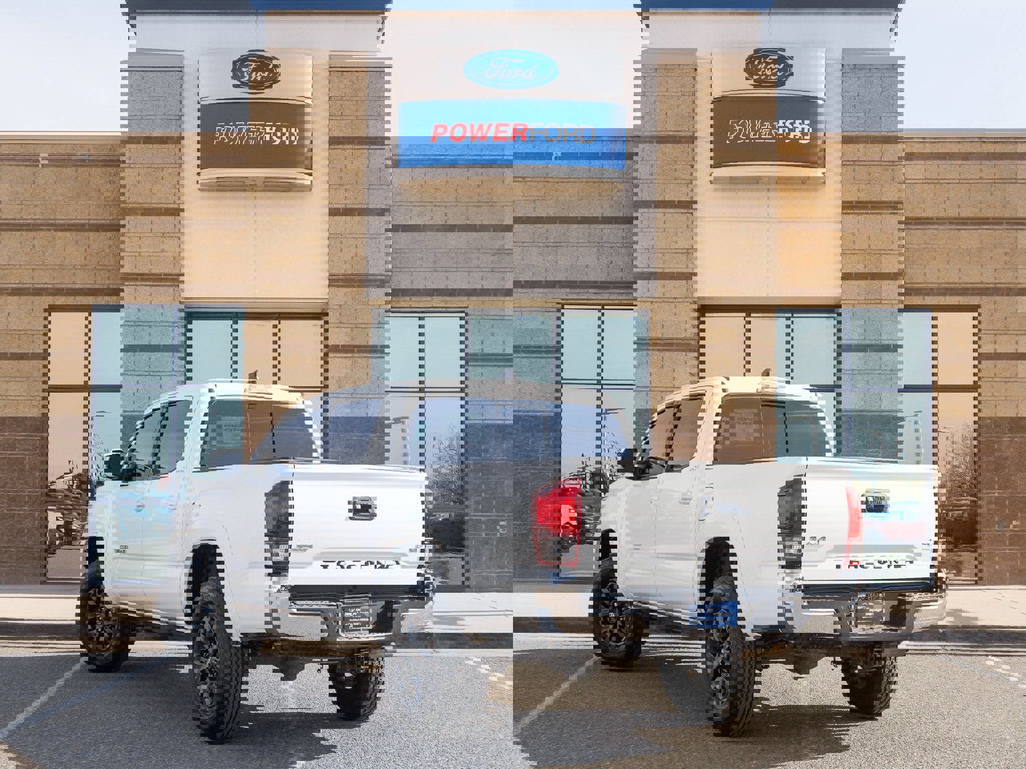 Used 2023 Toyota Tacoma SR5 image 3