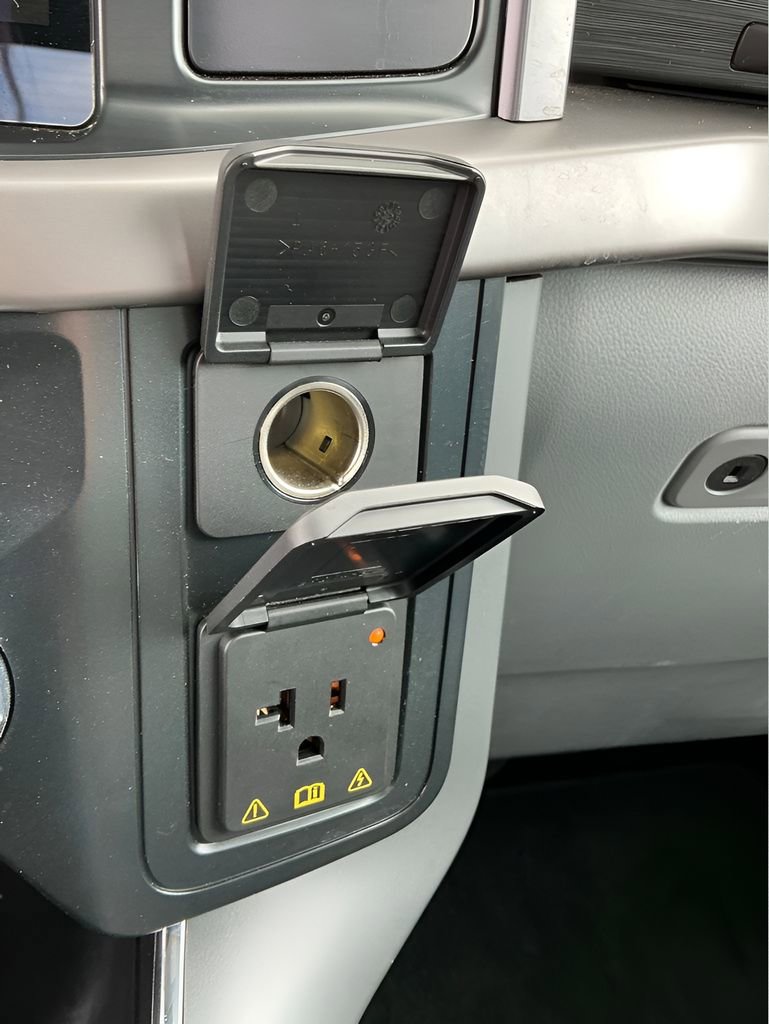 Certified 2025 Ford F150 XLT w/ Equipment Group 301A Standard AWD/4WD image 28