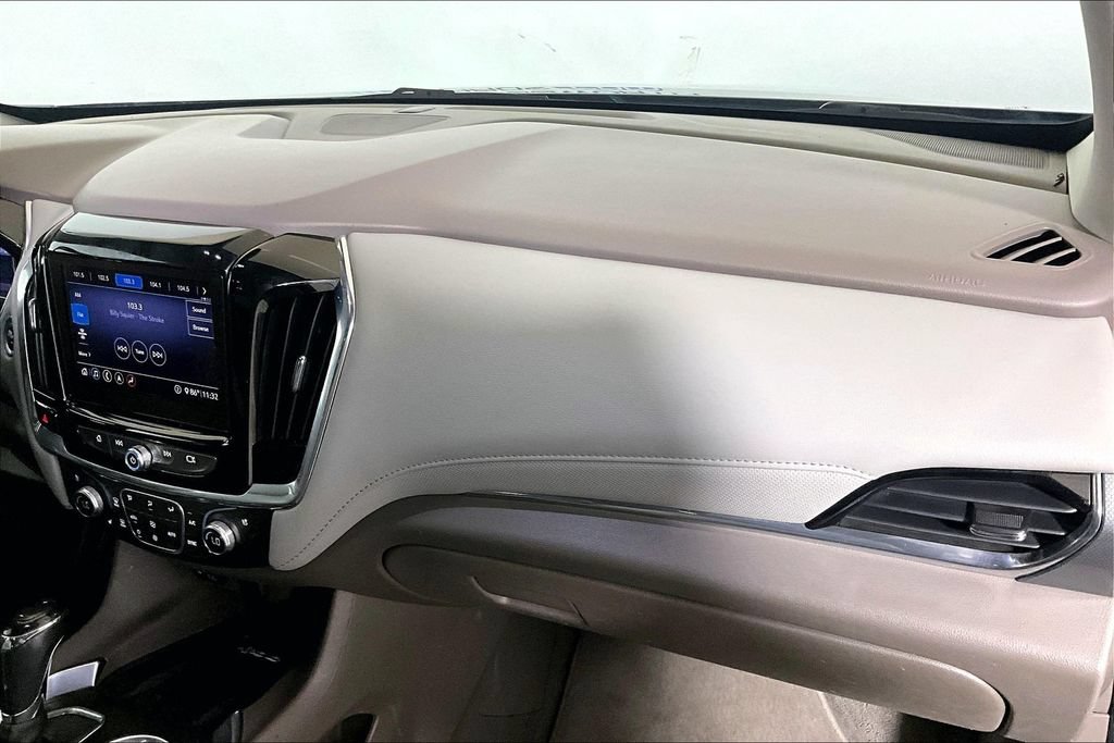 Used 2020 Chevrolet Traverse Premier FWD image 12