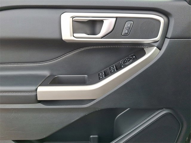 Certified 2023 Ford Explorer XLT image 13