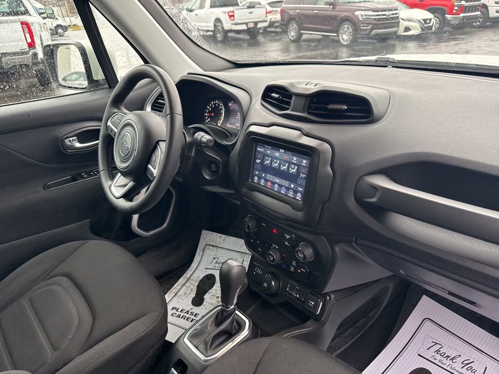 Used 2021 Jeep Renegade Latitude image 6