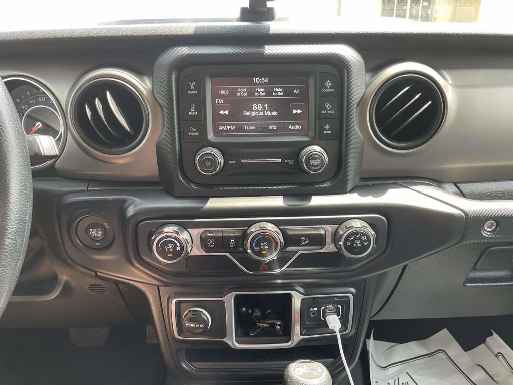 Used 2018 Jeep Wrangler Unlimited Sport AWD/4WD image 20