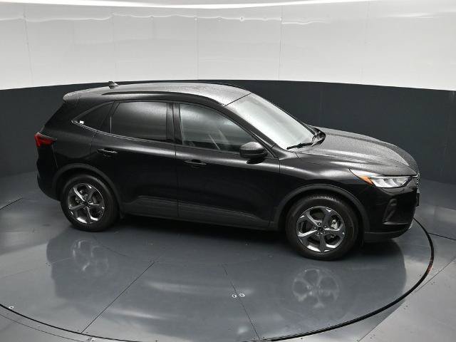 Certified 2025 Ford Escape ST-Line FWD image 36