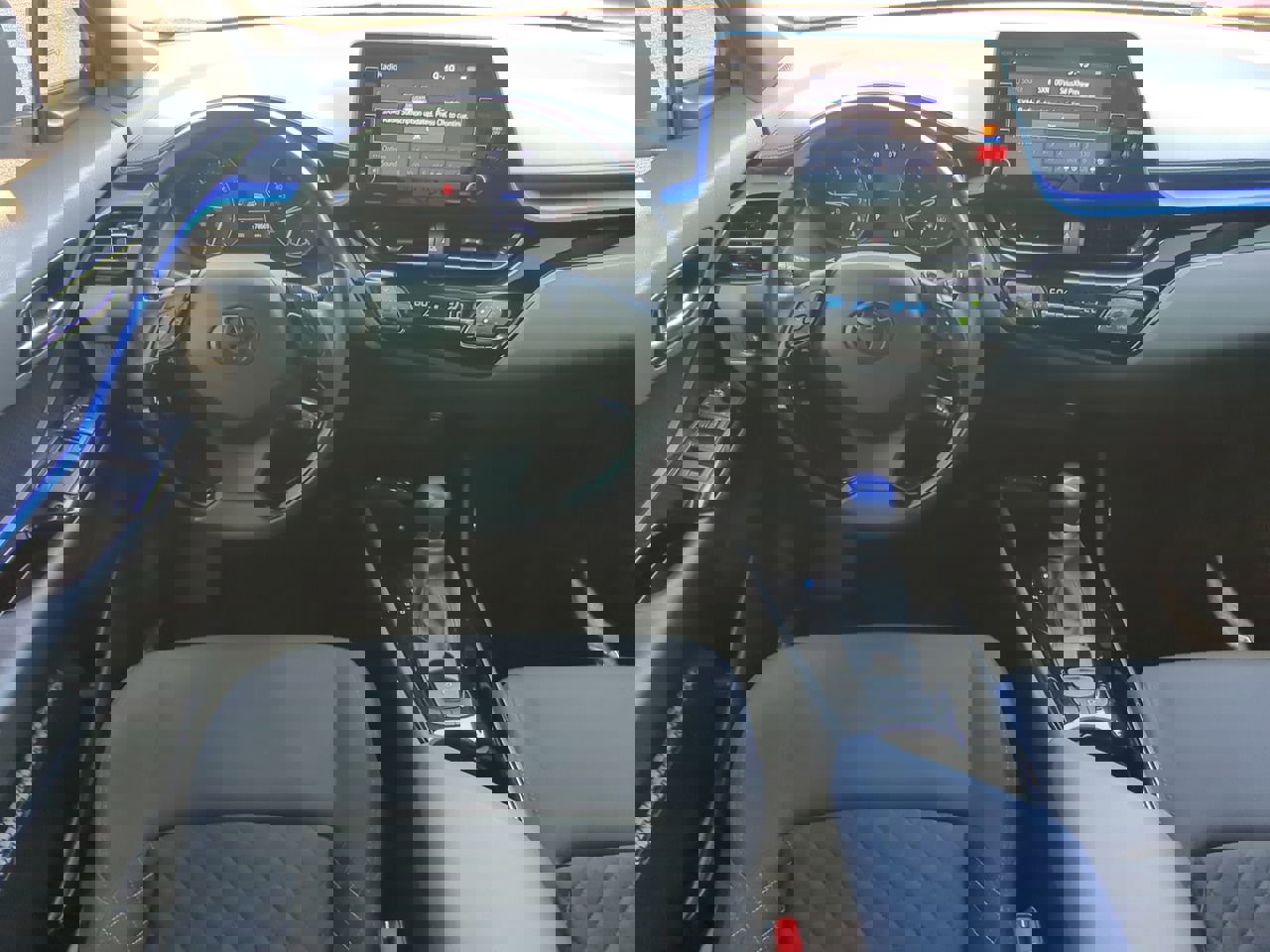 Used 2020 Toyota C-HR XLE FWD image 14