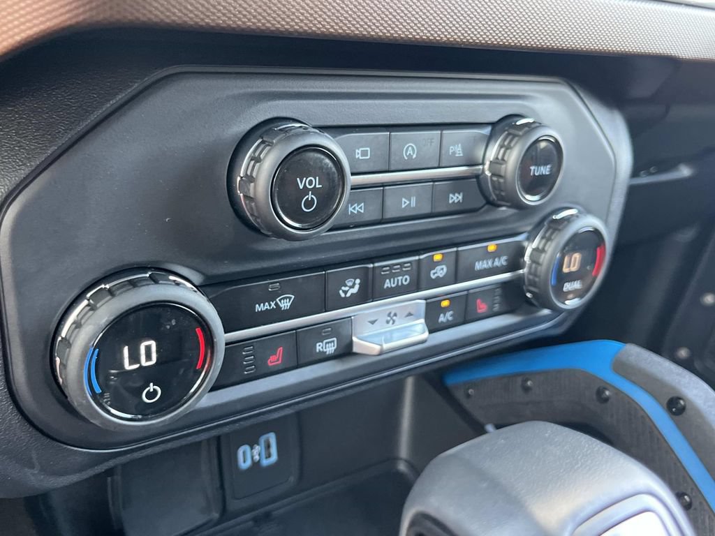 Certified 2023 Ford Bronco Outer Banks AWD/4WD image 36