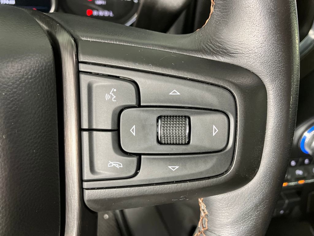 Used 2021 GMC Sierra 1500 AT4 w/ Technology Package image 18