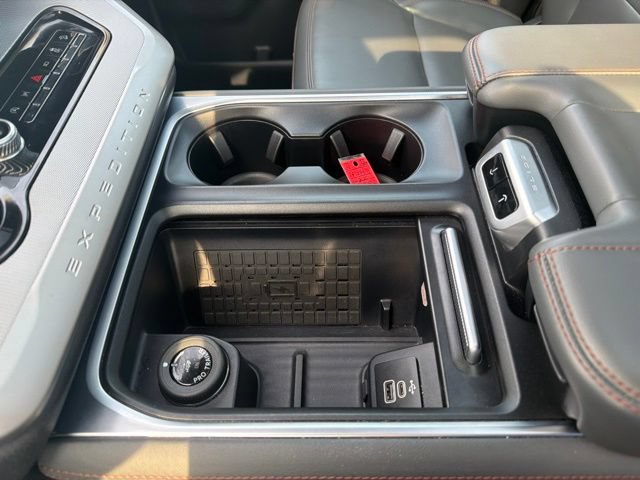 Certified 2025 Ford Expedition Active AWD/4WD image 38