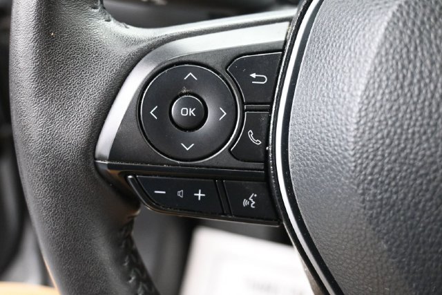 Used 2025 Toyota RAV4 XLE w/ Weather Package AWD/4WD image 17