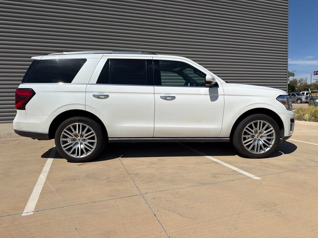 Certified 2022 Ford Expedition Limited AWD/4WD image 2