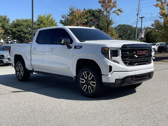 Used 2025 GMC Sierra 1500 AT4 w/ AT4 Premium Package AWD/4WD image 7