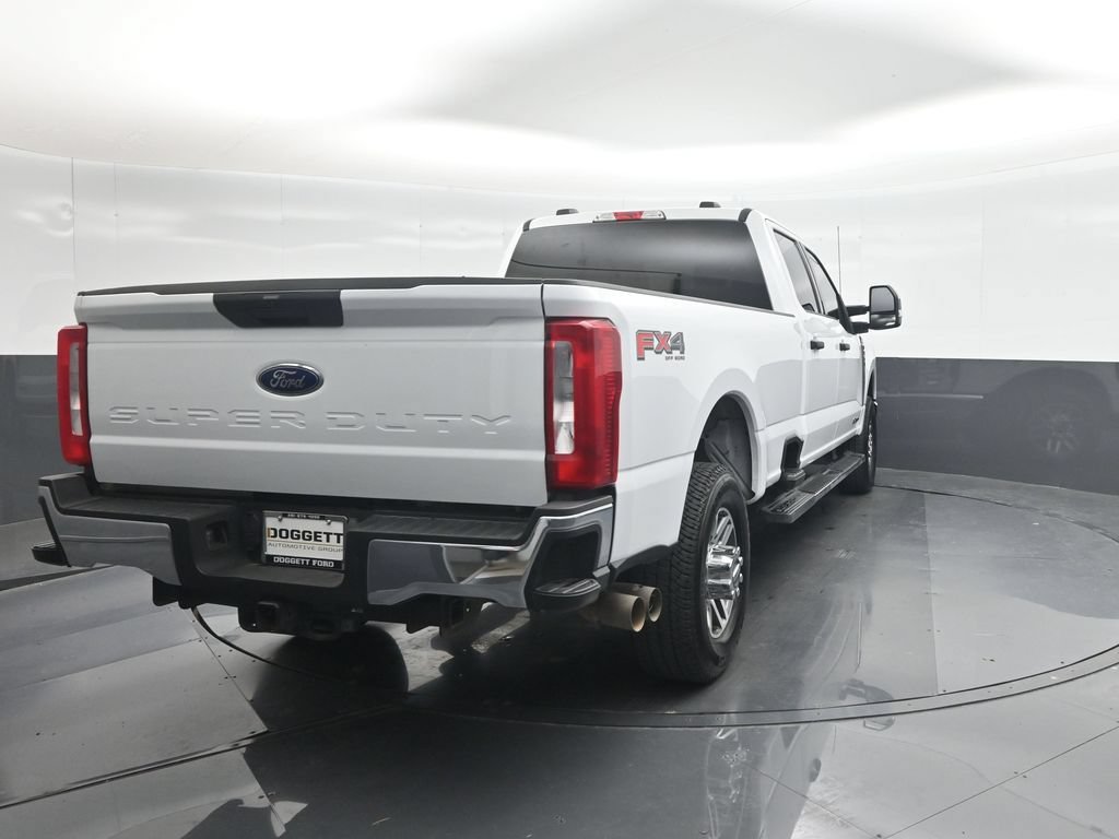 Certified 2024 Ford F350 XLT AWD/4WD image 26