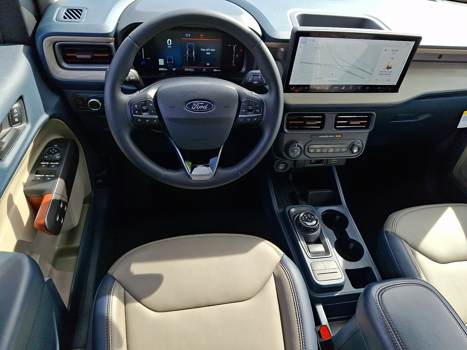 Certified 2025 Ford Maverick Lariat w/ 4K Tow Package AWD/4WD image 12