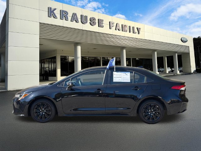 Used 2024 Toyota Corolla LE FWD image 4
