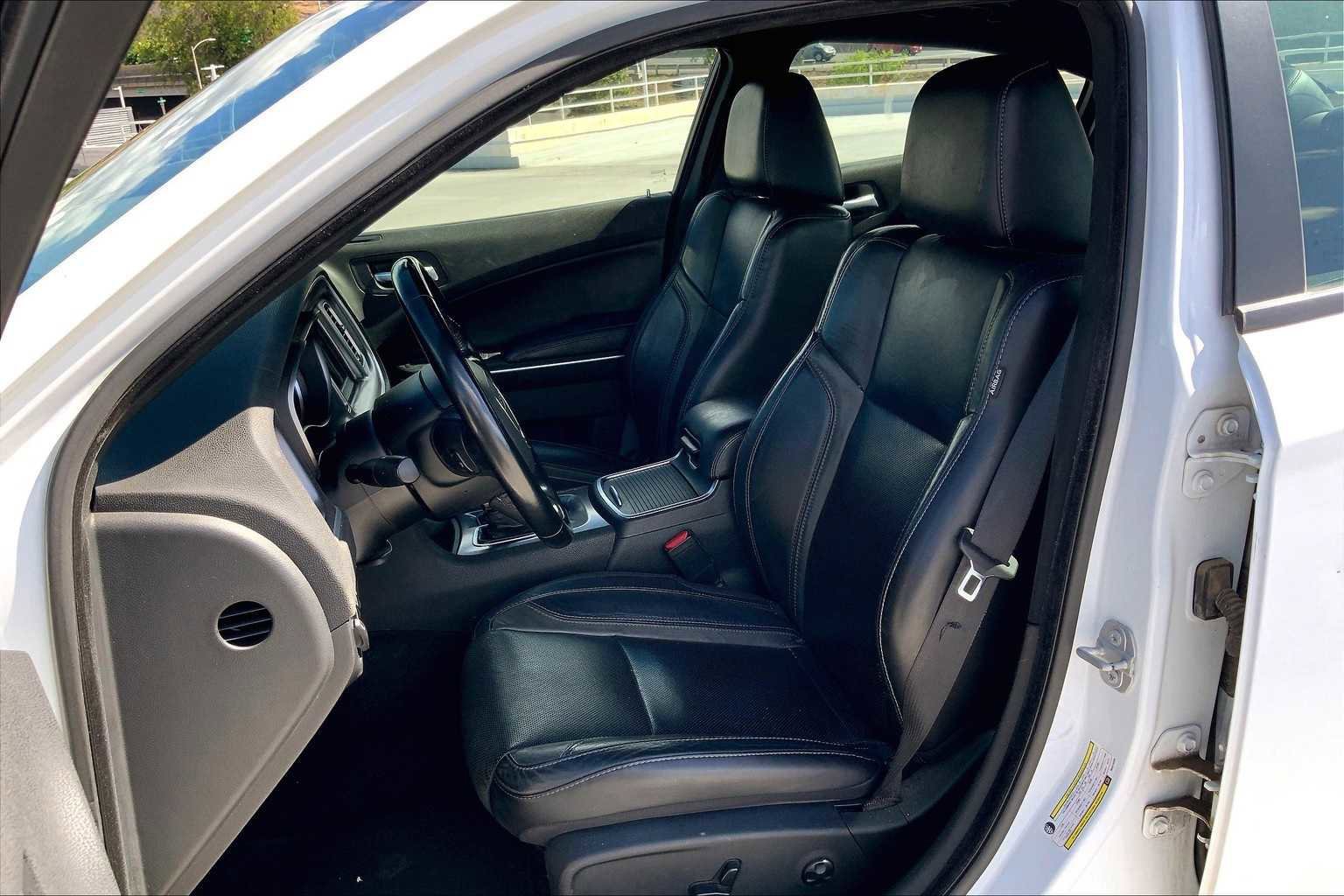 Used 2021 Dodge Charger SXT w/ Leather Interior Group image 13