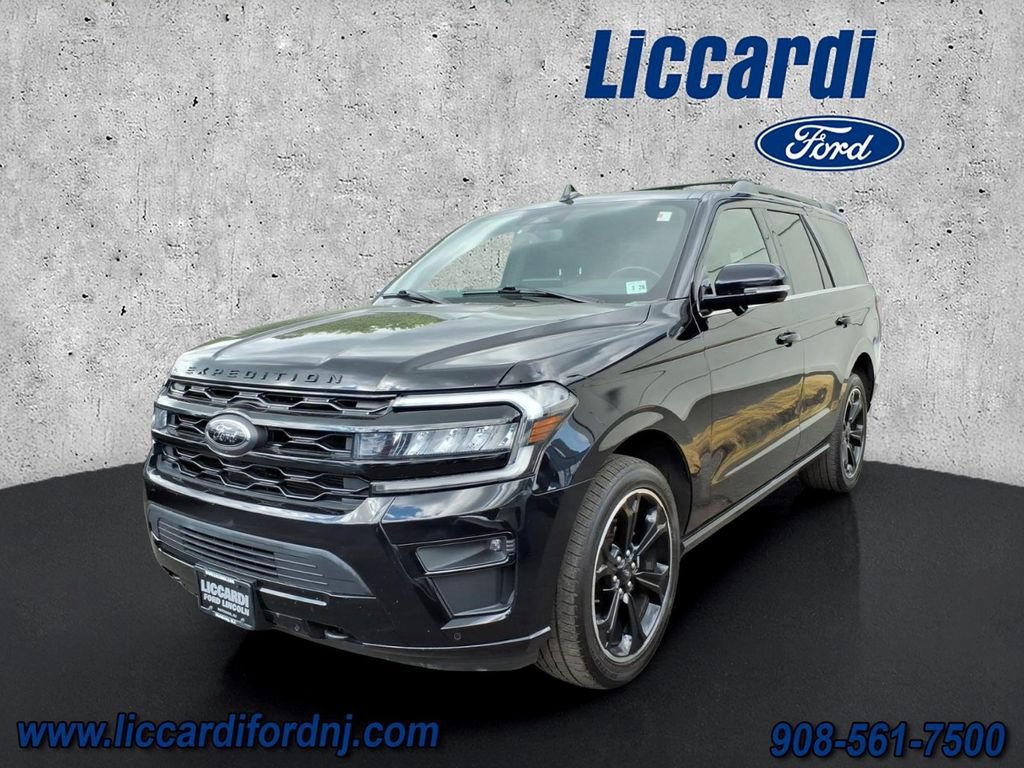 Certified 2023 Ford Expedition Limited AWD/4WD image 3