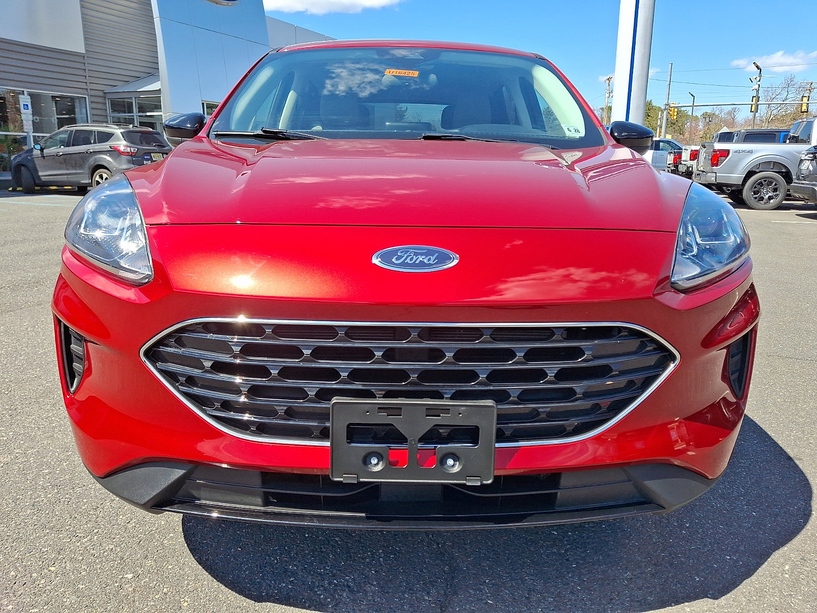 Certified 2022 Ford Escape SE w/ SE Sport Appearance Package image 3