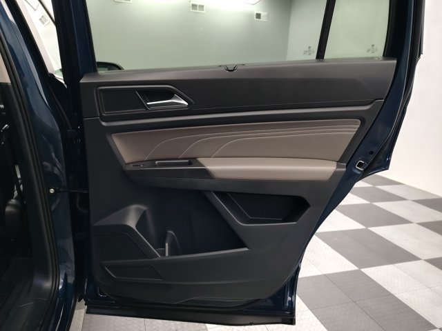 Used 2022 Volkswagen Atlas SE AWD/4WD image 27