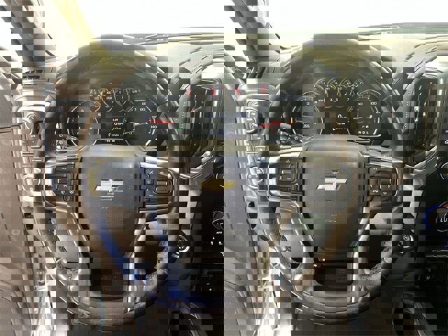 Used 2022 Chevrolet Silverado 3500 LT w/ Convenience Package image 10