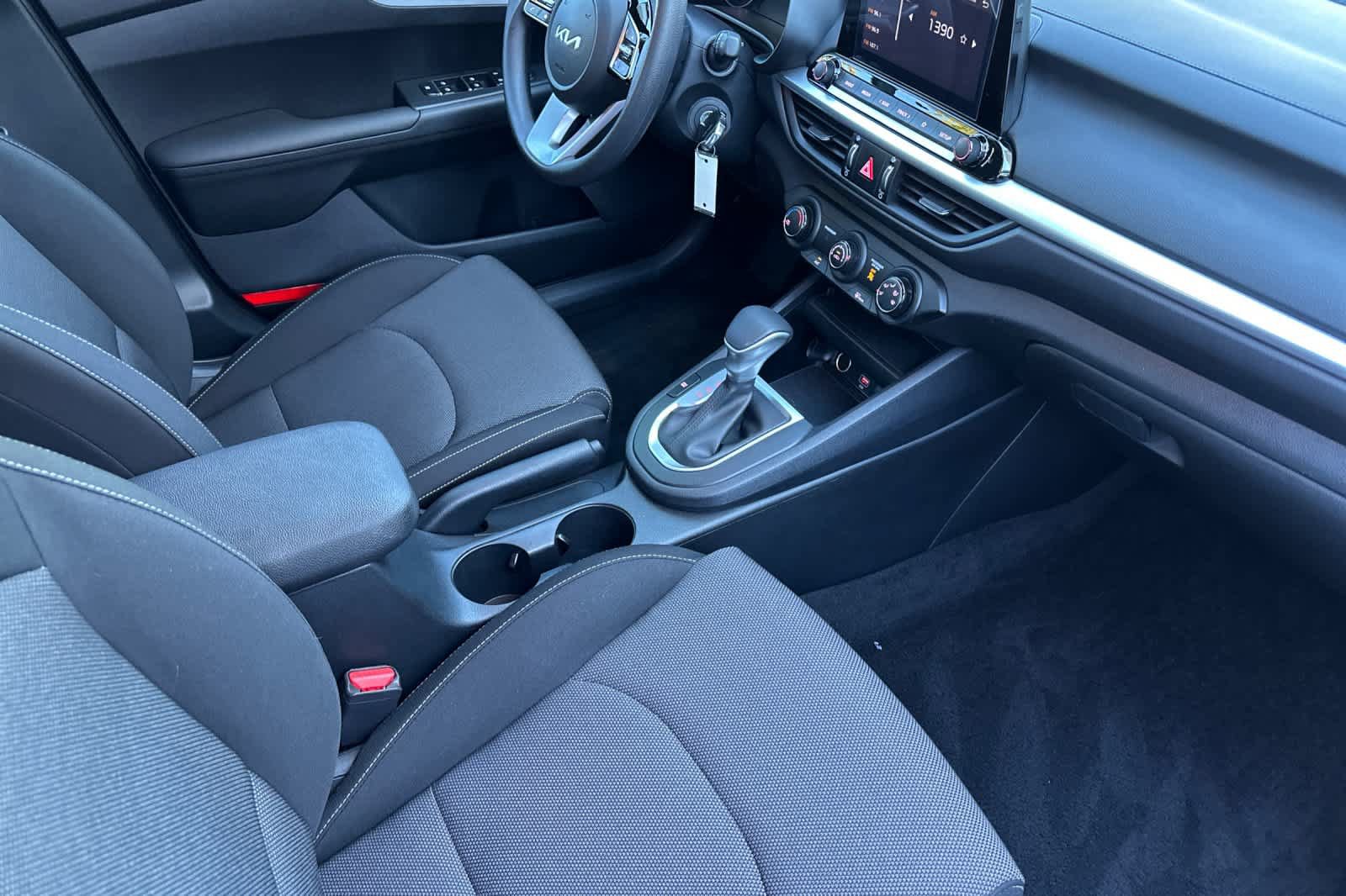 Used 2024 Kia Forte LX FWD image 15