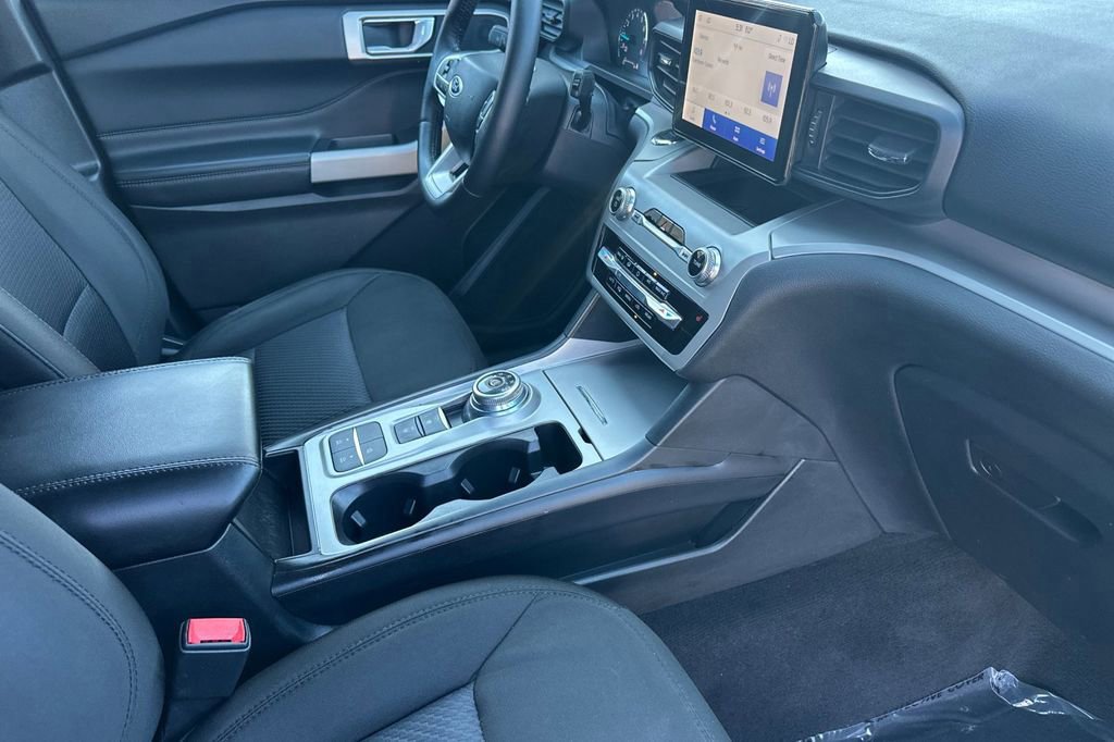 Certified 2023 Ford Explorer XLT image 19