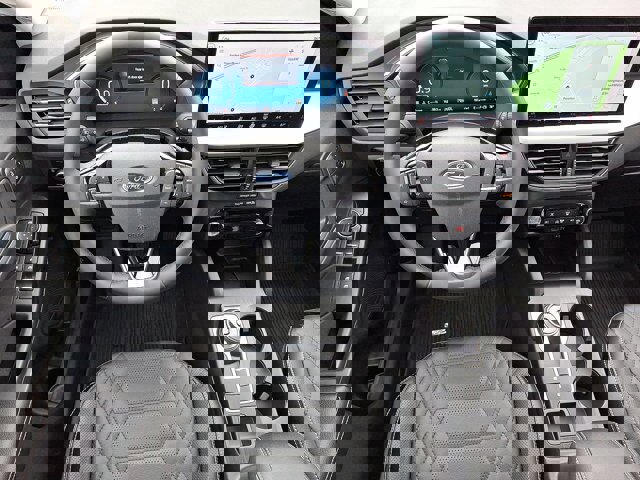 Certified 2023 Ford Escape Platinum w/ Premium Technology Package AWD/4WD image 17