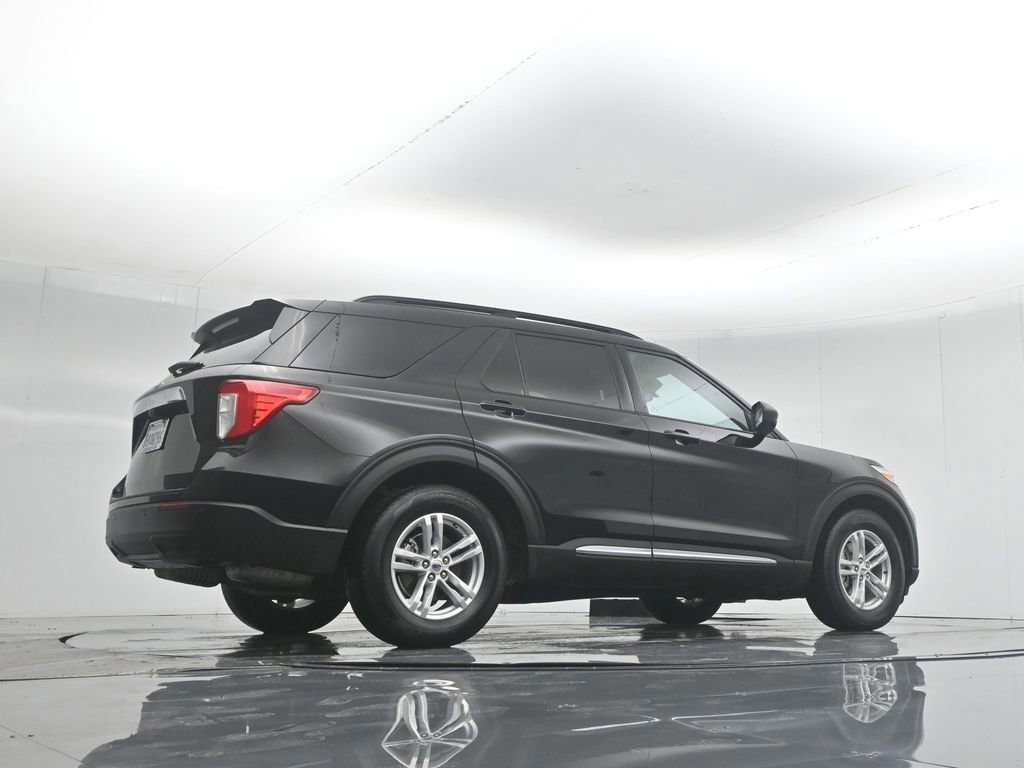 Certified 2022 Ford Explorer XLT image 15