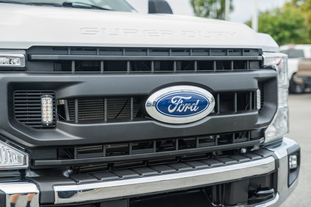 Certified 2021 Ford F350 XL w/ Power Equipment Group AWD/4WD image 7