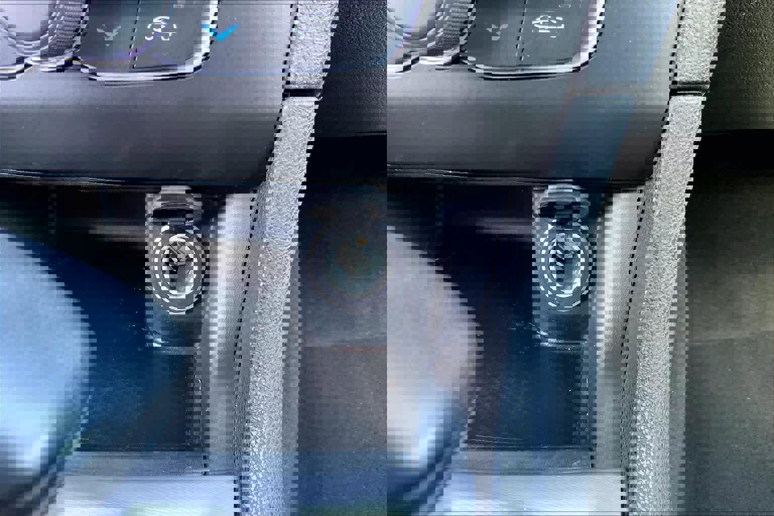 Used 2021 Dodge Charger SXT w/ Blacktop Package image 30