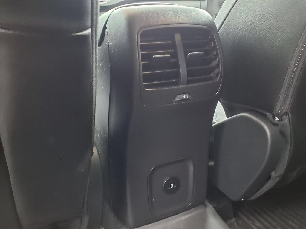 Certified 2025 Ford Escape Platinum w/ Premium Technology Package AWD/4WD image 27