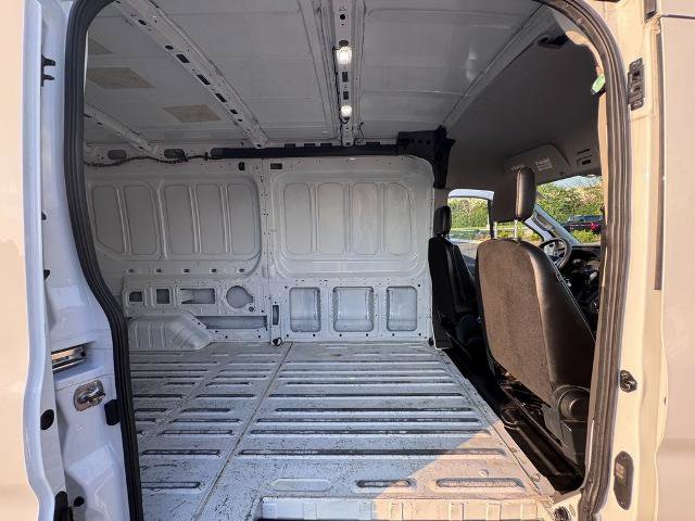 Certified 2023 Ford Transit 250 Medium Roof image 31