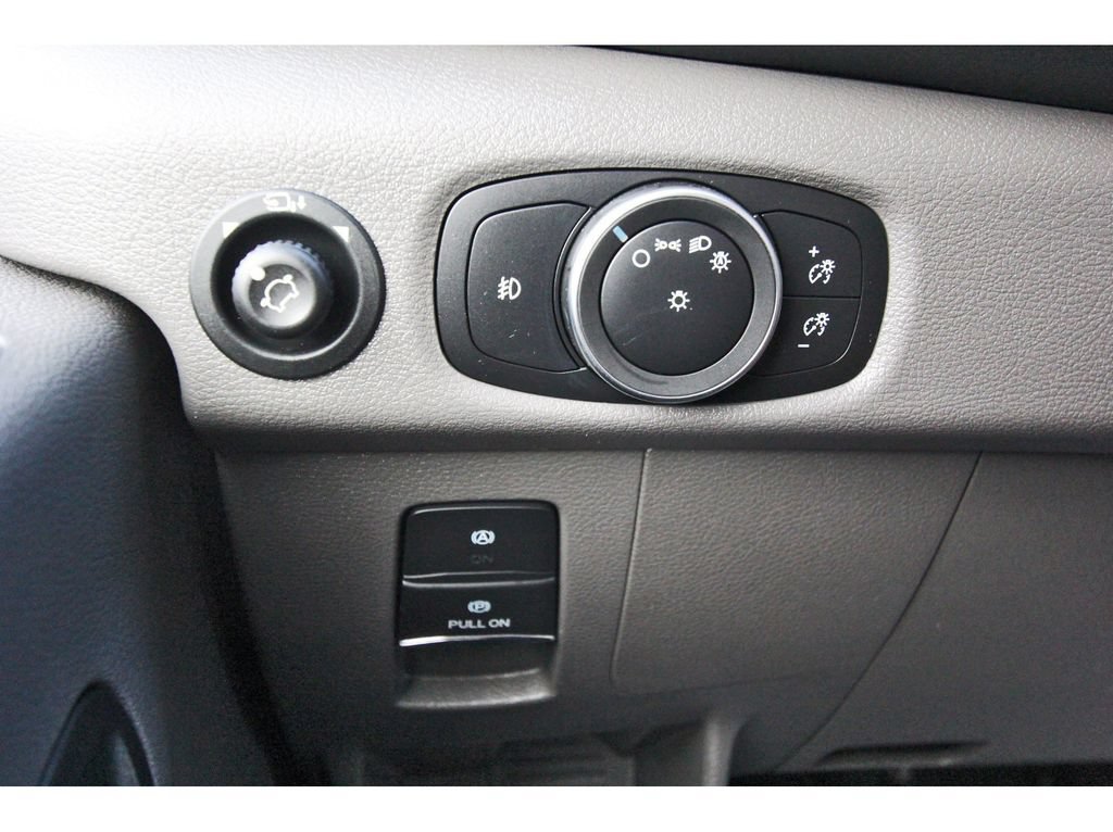Certified 2025 Ford Transit 350 XLT RWD image 24