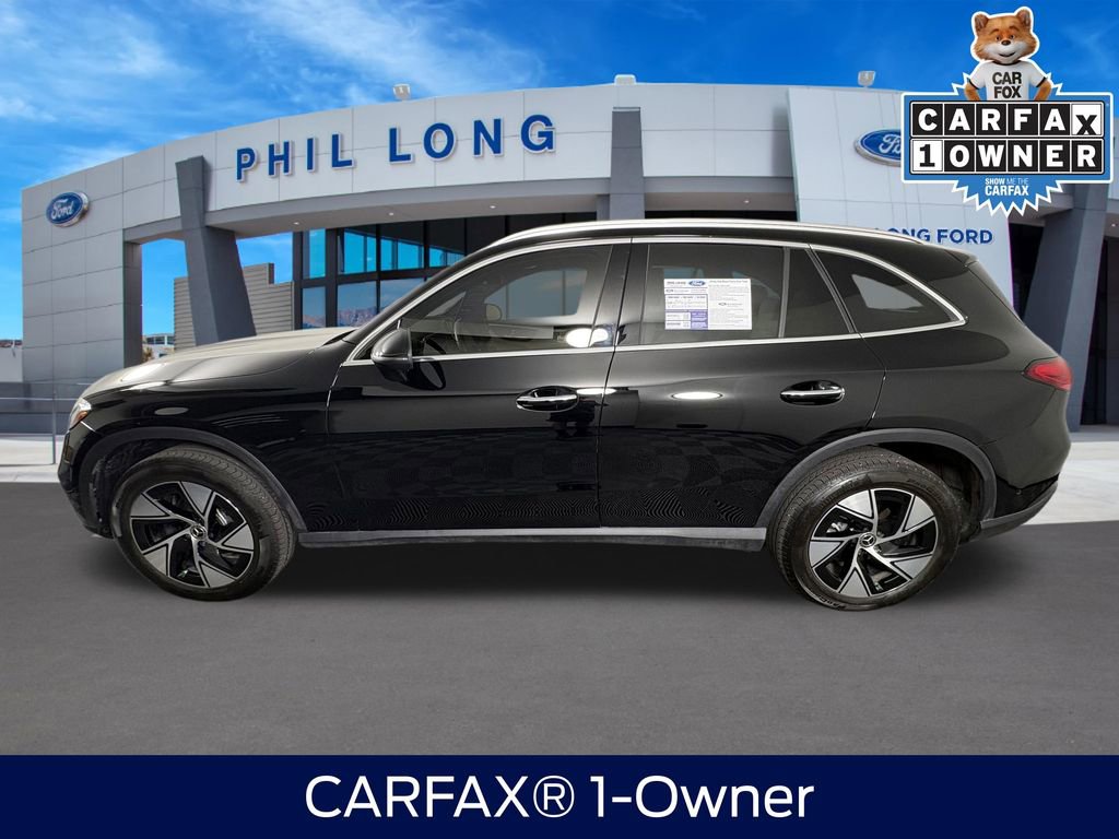 Used 2024 Mercedes-Benz GLC 300 4MATIC image 2