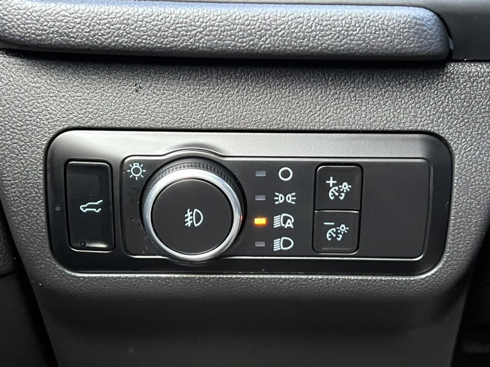 Certified 2023 Ford Escape ST-Line Select w/ Tech Pack #2 image 19