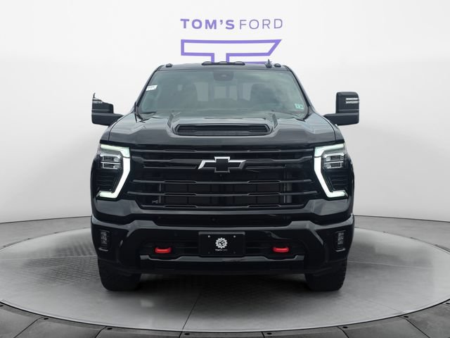 Used 2025 Chevrolet Silverado 2500 LTZ w/ LTZ Plus Package AWD/4WD image 8