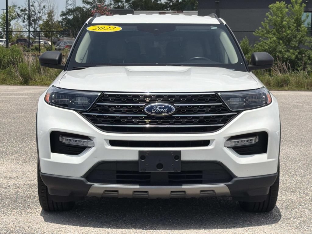 Certified 2022 Ford Explorer XLT w/ Equipment Group 202A RWD image 2