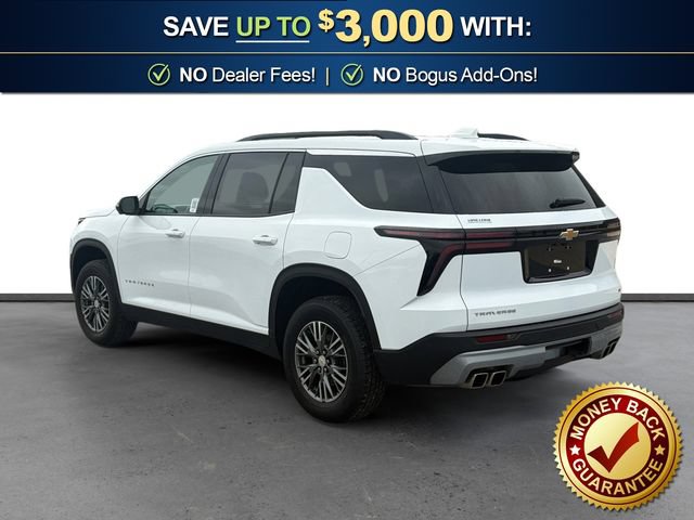 Used 2024 Chevrolet Traverse LT FWD image 4