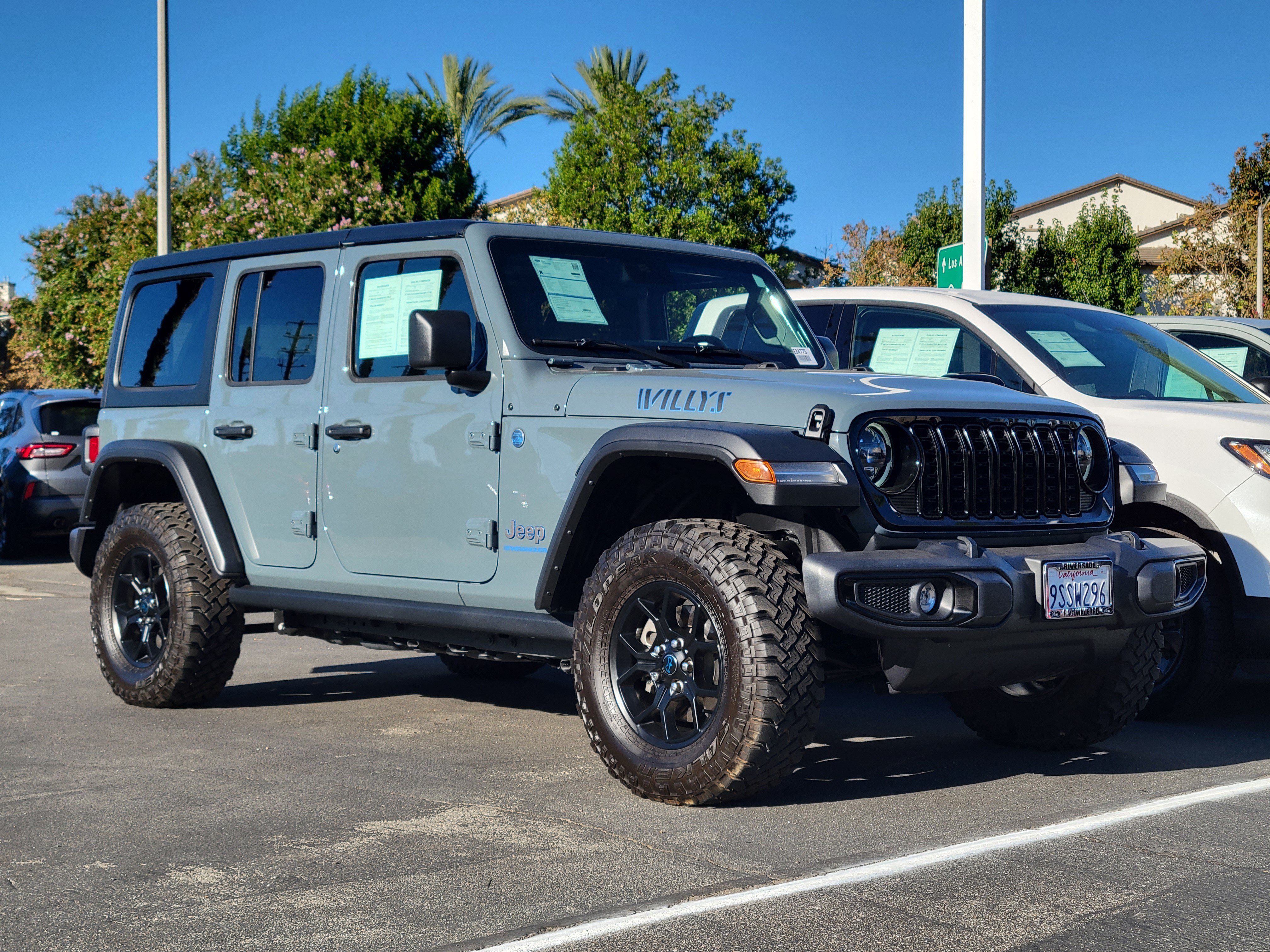Used 2025 Jeep Wrangler Unlimited Sport S 4xe AWD/4WD image 1