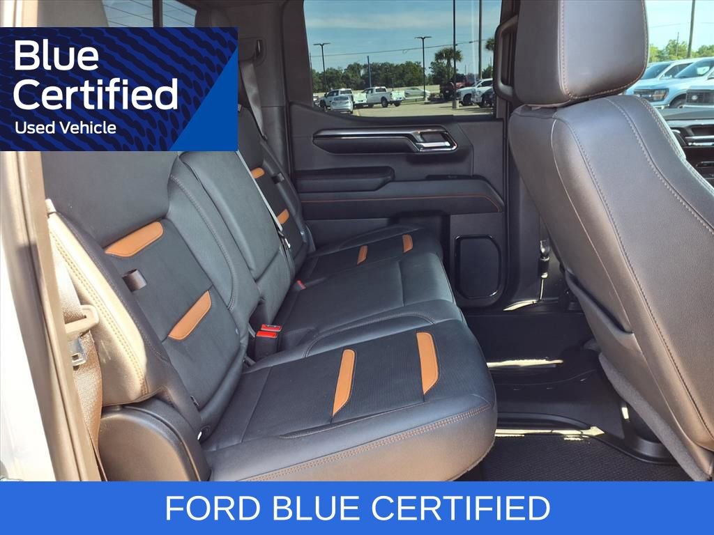 Used 2023 GMC Sierra 1500 AT4 w/ Technology Package AWD/4WD image 29