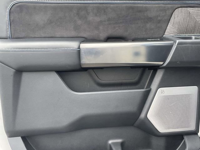 Certified 2025 Ford F350 Platinum w/ FX4 Off-Road Package image 10