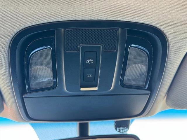 Used 2018 Kia Sorento AWD image 19