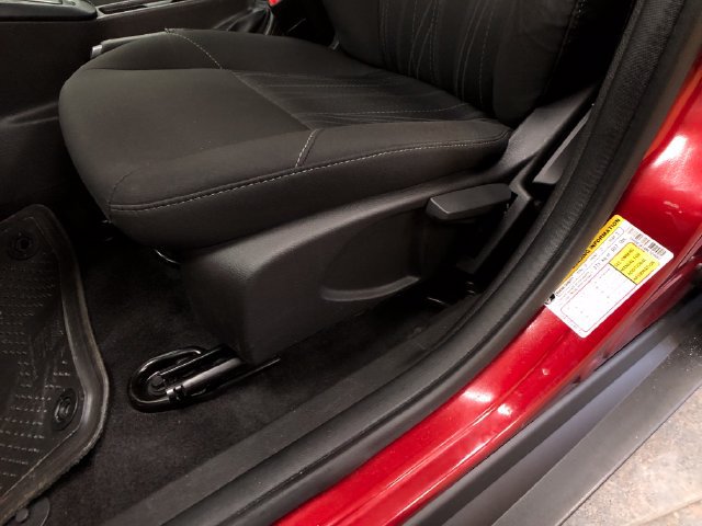 Certified 2017 Ford Focus SE FWD image 11