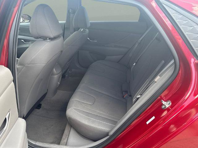 Used 2024 Hyundai Elantra SEL w/ Convenience Package FWD image 20