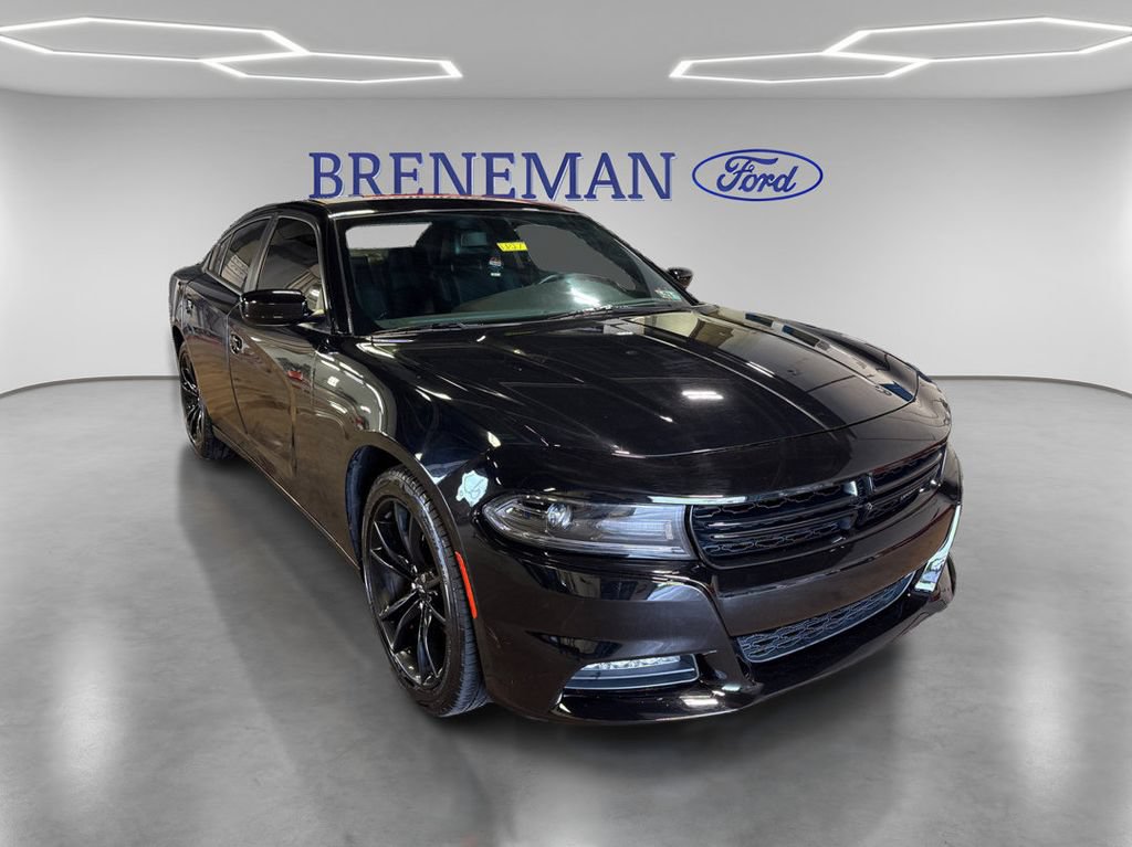 Used 2018 Dodge Charger SXT Plus w/ Quick Order Package 29J RWD image 3