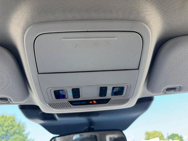 Certified 2025 Ford Explorer Active AWD/4WD image 18