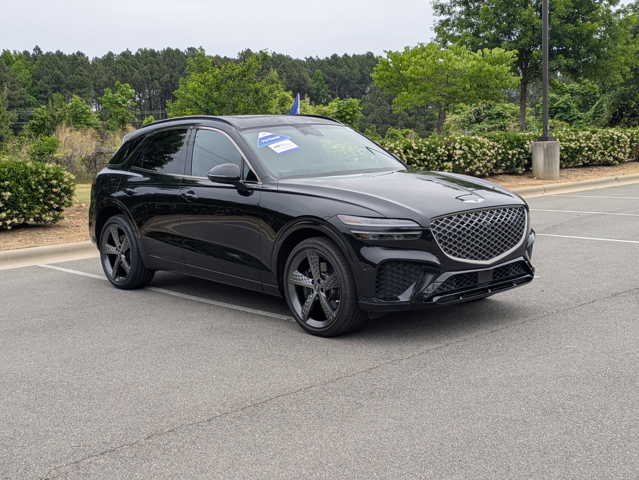 Used 2023 Genesis GV70 2.5T w/ Sport Prestige Package AWD/4WD image 1