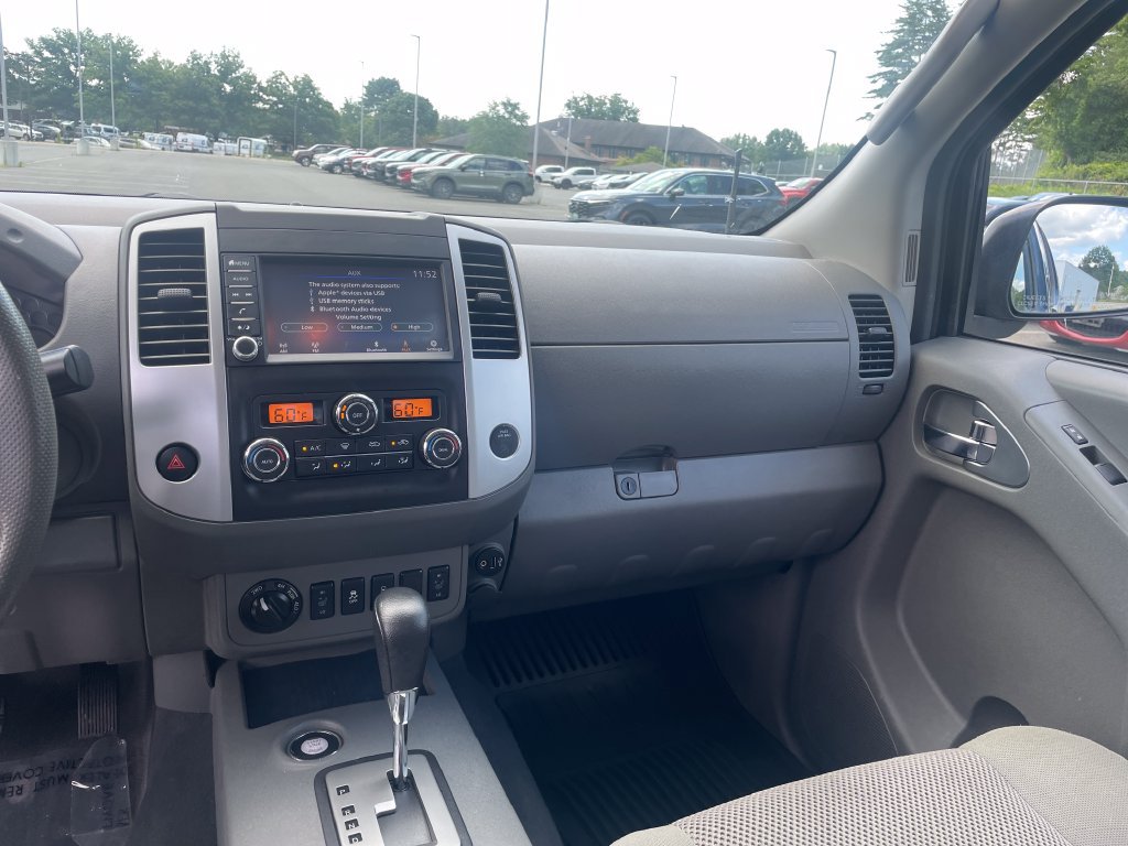 Used 2021 Nissan Frontier SV AWD/4WD image 23