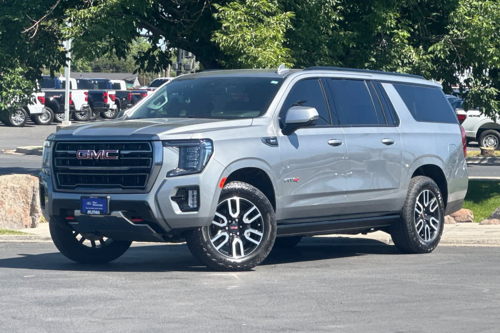 Used 2023 GMC Yukon XL AT4 w/ AT4 Premium Plus Package AWD/4WD image 1