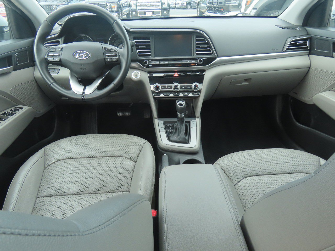 Used 2020 Hyundai Elantra Limited w/ Ultimate Package 03 FWD image 21